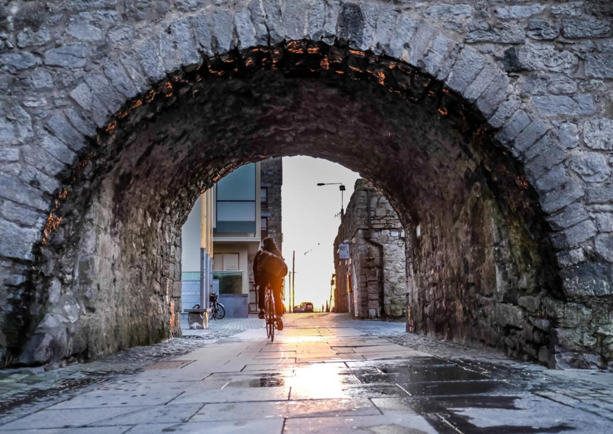 Radisson Red Galway Hotel Exterior photo
