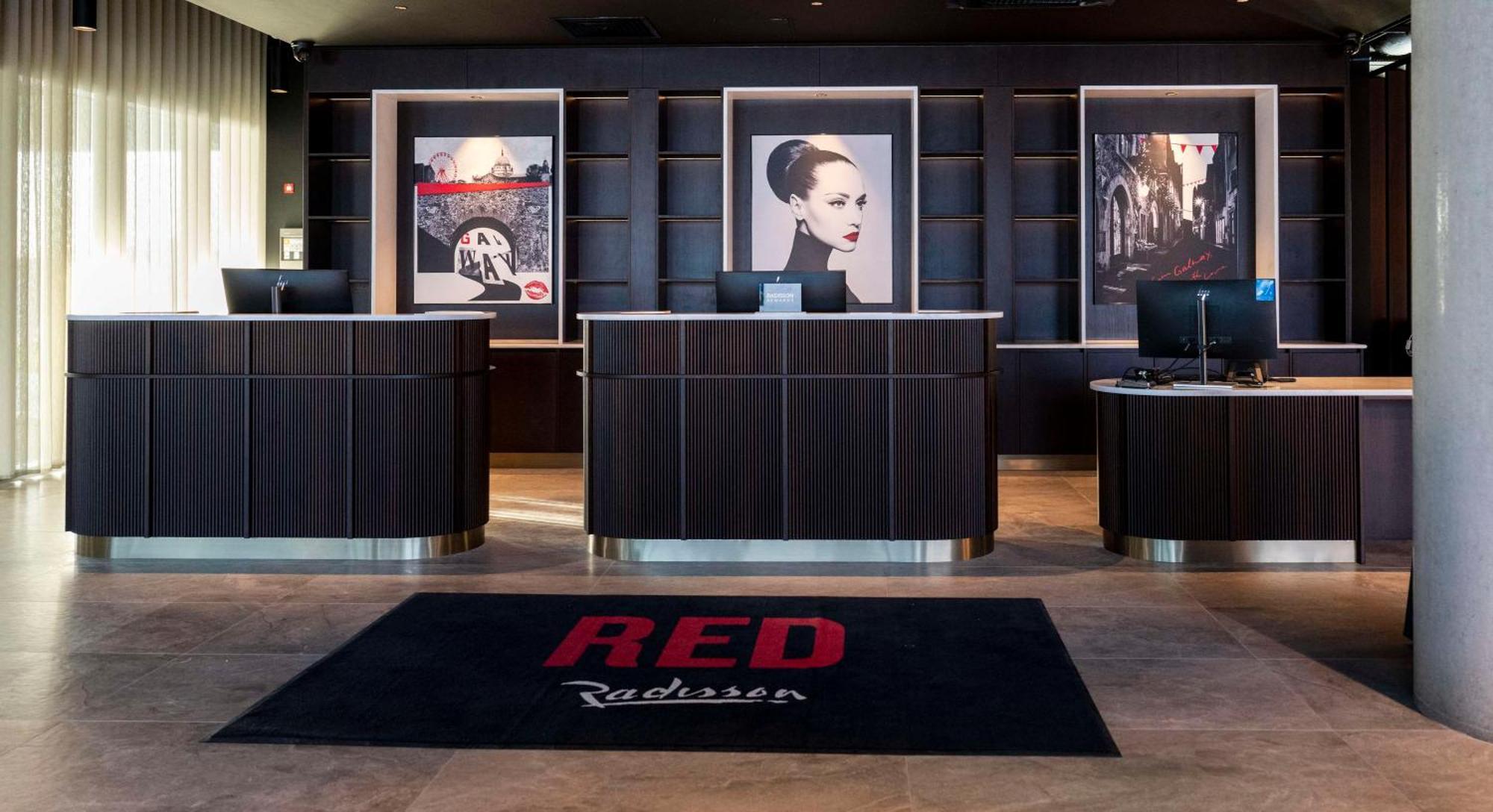 Radisson Red Galway Hotel Exterior photo